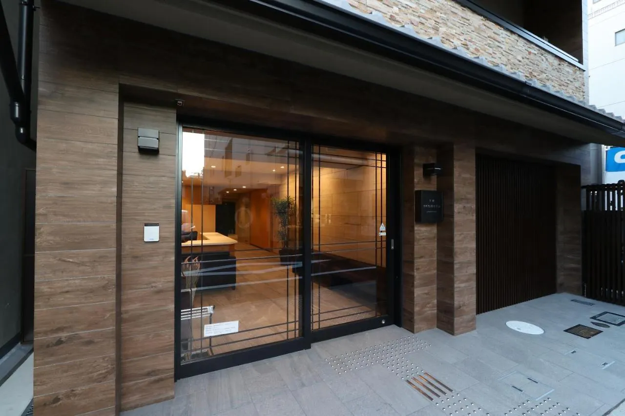 Teramachi Matsubara Grandereverie location